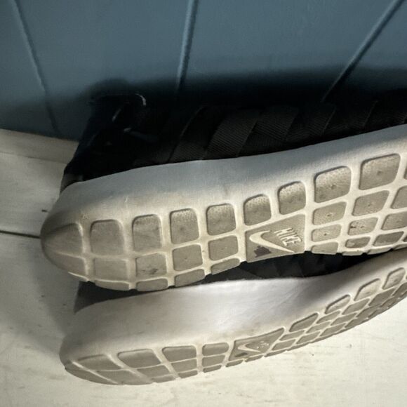 Nike‎ Mens 10 Roshe Run Running Shoes Black 555602-002 Low Top Woven Lace Up - Picture 10 of 10